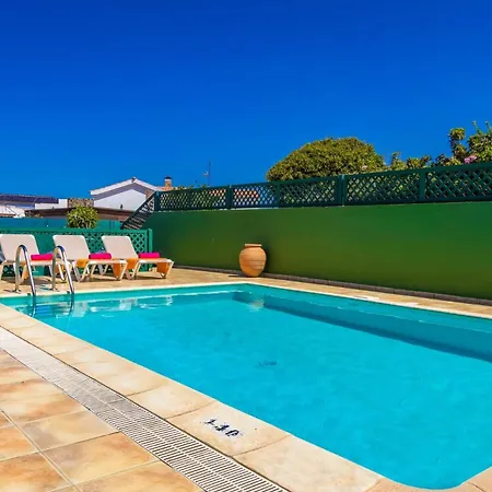 فيلة Sherry By *