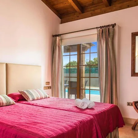 Βίλα Sherry By *