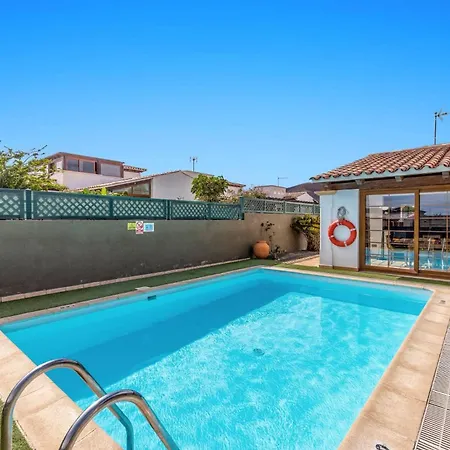 Sherry By Βίλα Κοραλέχο